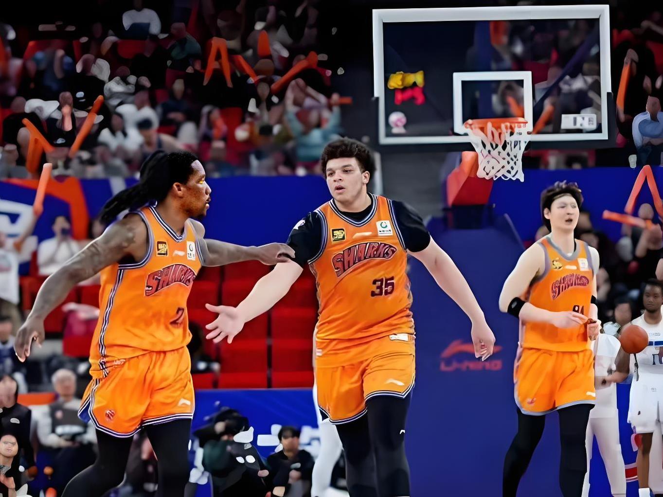 浙江队迎NBA常规赛关键赛，加时末段防线松动，话题不断，更衣室氛围转暖的简单介绍